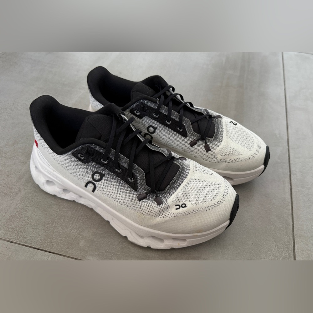 ON hybrid shoes size 7 women
